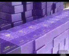 七夕快到了，備戰(zhàn)情人節(jié)求婚約會(huì)結(jié)婚必不可少我們24k金玫瑰！