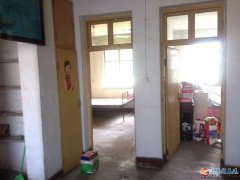 常村礦兩室一廳雙陽臺，南北通透，好房出售