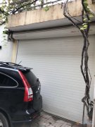 義馬藥監(jiān)局后 9室3廳3衛(wèi) 350平米小院誠意出售