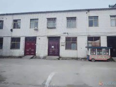 狂口商貿(mào)城房屋出租，年交每年4000元，或月交每月400元