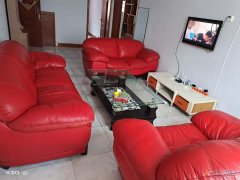 千禧隔壁院內(nèi)房屋出租