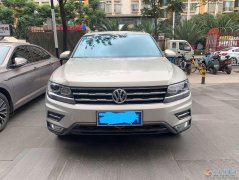 精品二手車