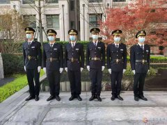 招聘物業(yè)保安員，月薪4800-6000包吃住