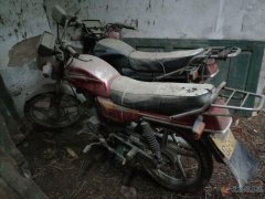給錢就賣，貨運(yùn)三輪一輛，二輪摩托車兩輛