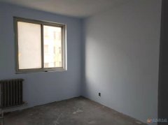 千和小區(qū) 兩室一廳 毛坯房四樓