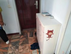 政府小區(qū)二樓出租