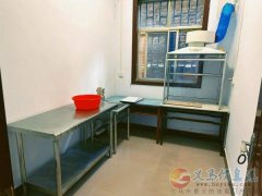 拎包入住，黃金地段，家電齊全
