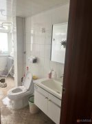 狂口出租一室，一個(gè)月350，僅限女生，伶包入住