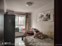 1樓，110平3室2廳，暖燃齊拎包入住1000元月