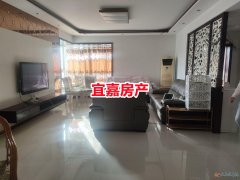 食品大廈精裝電梯房3室2廳2衛(wèi)月租1500元