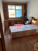 鑫苑小區(qū)2樓120平3室2廳24.8萬，有證