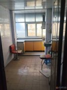 實(shí)驗(yàn)中學(xué)附近二樓 96平 3室1廳 13.8萬 燃暖齊全拎包